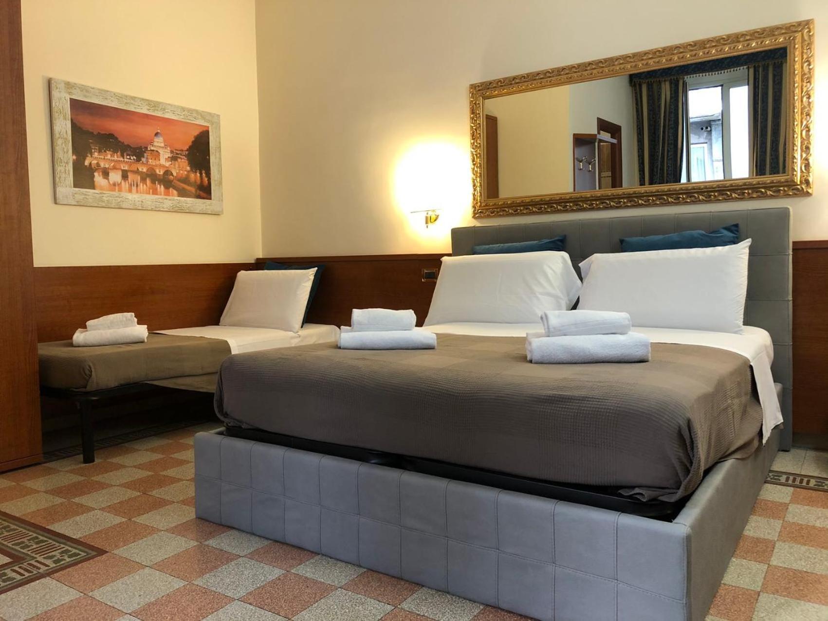 A Rosmini Suites Rome Exterior photo