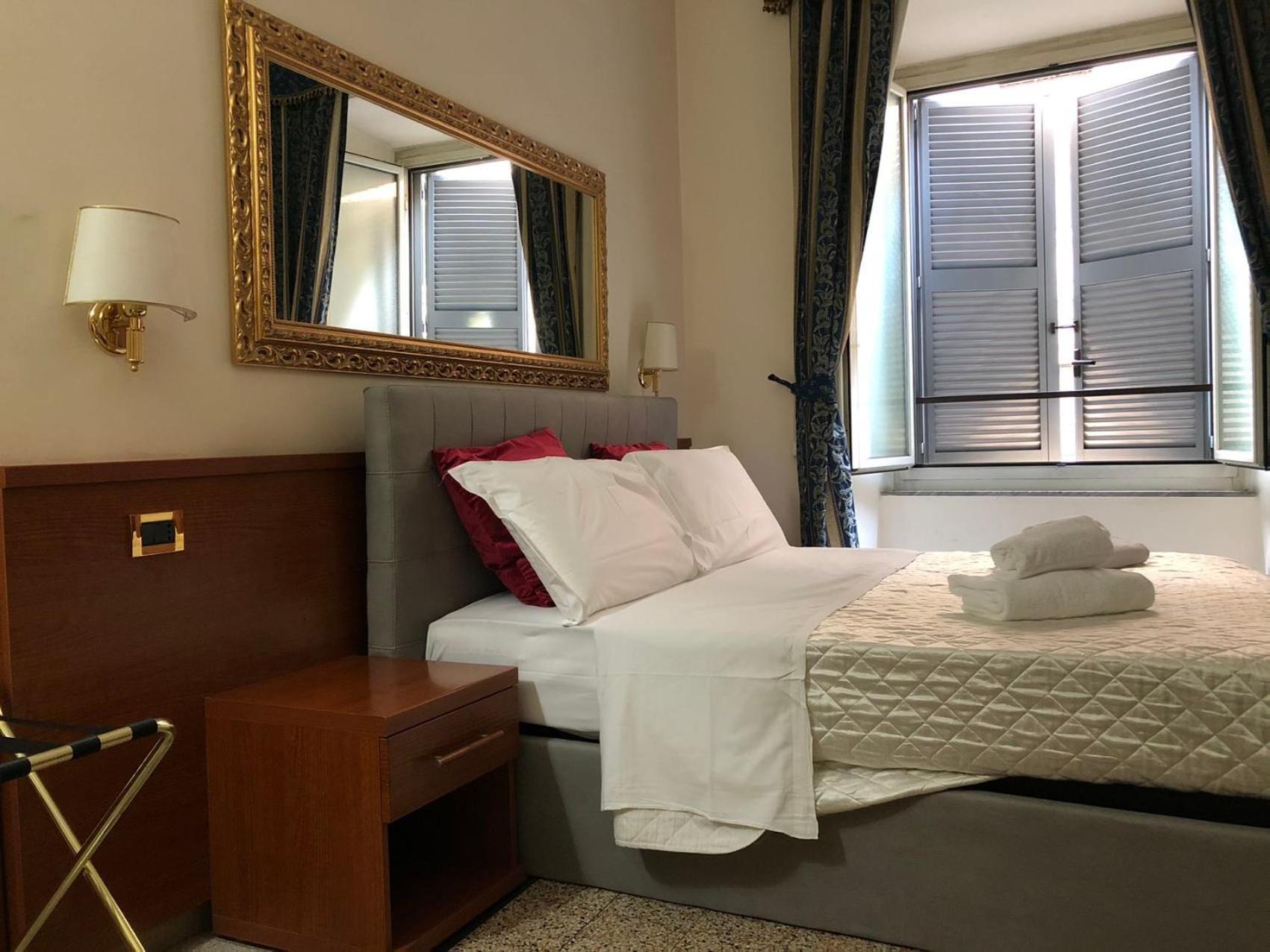 A Rosmini Suites Rome Exterior photo